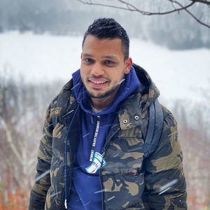 Meet your Posher, Junaid